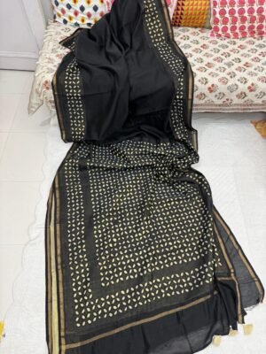 WhatsApp Image 2025-11-22 at 13.03.39 (1) Chanderi Silk Appliqué Saree with Blouse