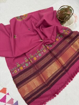 Bhujodi Aahir Embroidered Woollen Shawl