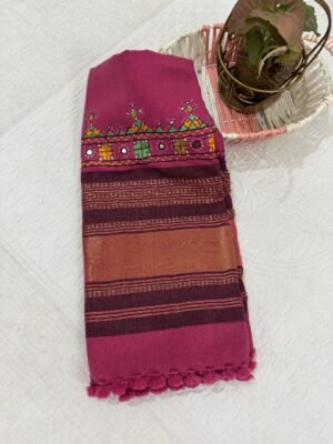 Bhujodi Aahir Embroidered Woollen Shawl