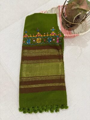 Bhujodi Aahir Embroidered Woollen Shawl