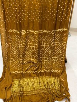 Modal Silk Bandhani Saree with Tissue Pallu & Blouse