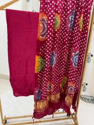 Plain Modal Silk Suit with Bandhani Dupatta – 3 Piece Set